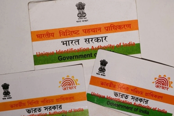 Aadhaar can be issued through iris registration : central government 