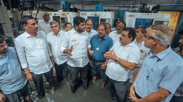  Annamalai visits ambattur, accuses dmk government for big loss