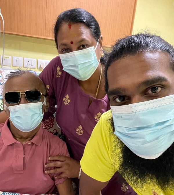 Did you notice the change in the DMDK Vijayakanth newly released photo?