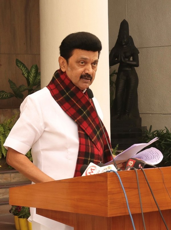 CM Stalin urges Union minister to send more helicopters to rescue nellai tuticorin people
