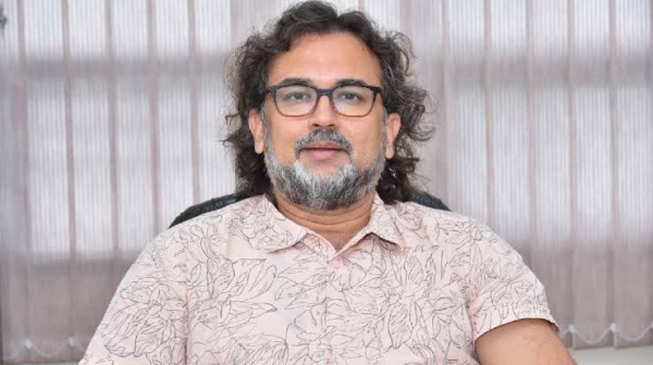 What IIT Kanpur Professor Said Moments Before He passed away On Stage and Died