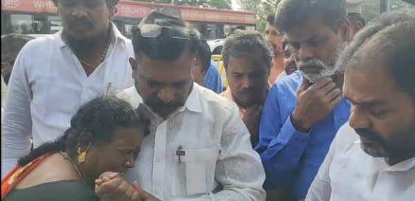 Chennai Flood and 2 workers in 50 feet ditch in Velachery due to Chennai Cyclone and Thirumavalavan visits 