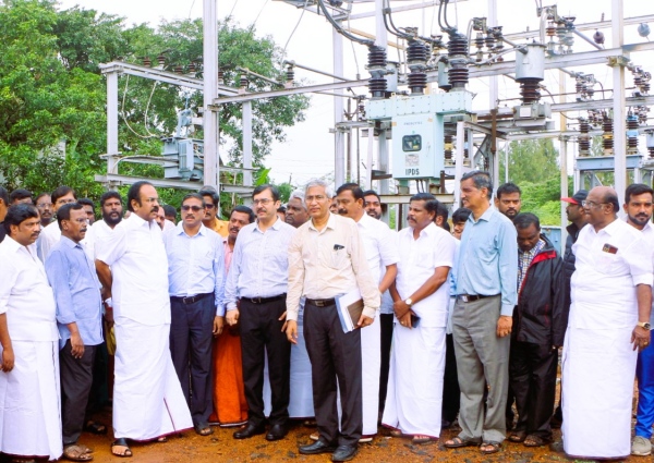 Thangam Thennarasu said that the TNEB is ready to face the Cyclone Michaung and 3,00,000 electric poles are in stock across Tamil Nadu. Thangam Thennarasu said that the TNEB is ready to face the Cyclone Michaung and 3,00,000 electric poles are in stock across Tamil Nadu.
