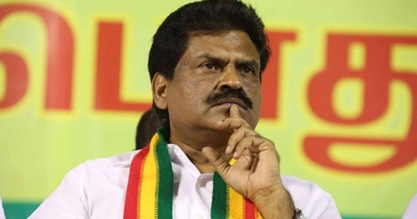 Kongu Eswaran asks, Come to steal the hens and some persons try to escape by telling the caste? 