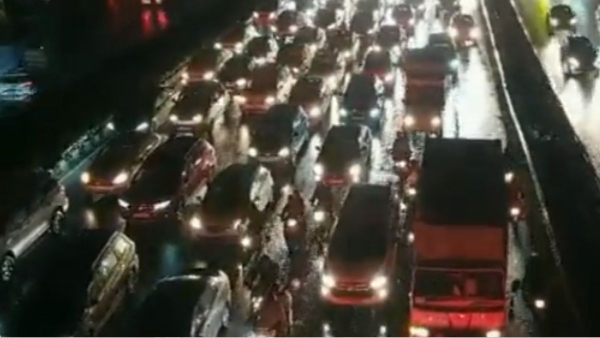 Traffic changes due to heavy rain in chennai Traffic changes due to heavy rain in chennai