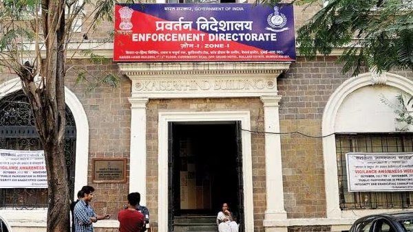 Aloor Sha Navas asks why dont DVAC raid in ED office? 