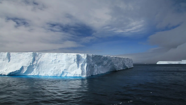  Why Worlds Biggest Iceberg is started to moving in ocean Researchers explain