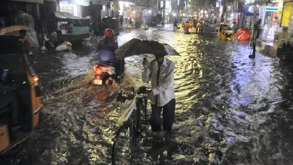  12 districts will get very heavy rain for next three hours stays Chennai meteorological dept