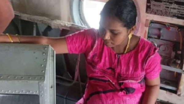A woman gives birth to a baby who got stuck at Srivaikundam and was rescued by a helicopter