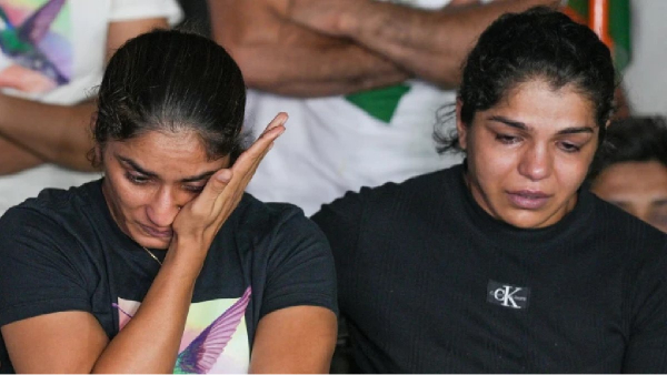 Olympic medallist Sakshee Malikkh declared she is quitting the sport after sanjay singh win 