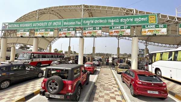 Heavy traffic in toll gates near Chennai and Bangalore: What are the ways to avoid it? Heavy traffic in toll gates near Chennai and Bangalore: What are the ways to avoid it?