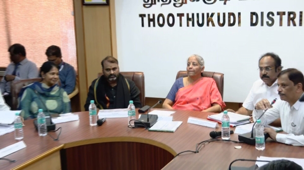 Nirmala Sitharaman inspects the flood damage in Tuticorin today 