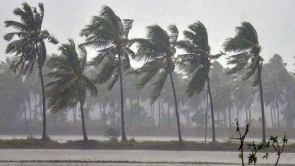 Cyclone Michaung Very heavy wind up to 110km is predicted by chennai meteorological dept 