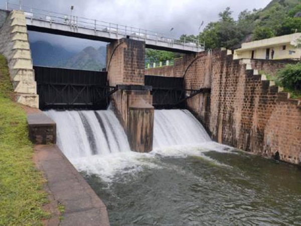  Heavy rainfall in Southern Districts; Storage and Flow Data on Major Reservoirs