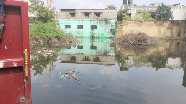 Chennai Floods: Mangadu Kamakshi Amman Temple and Near by Places Suffer With Electricity and Waterlogging Issues
