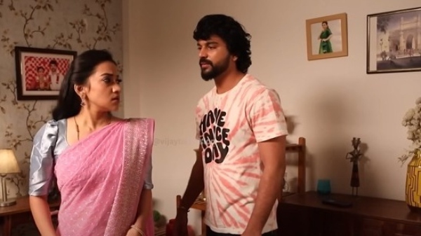 tamilum saraswathiyum serial December 30th episode Gothais help to Arjun