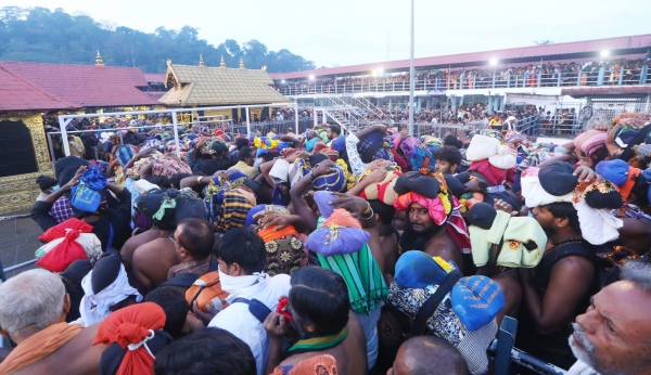 What is the reason for the increase in the number of devotees at Sabarimala Temple?