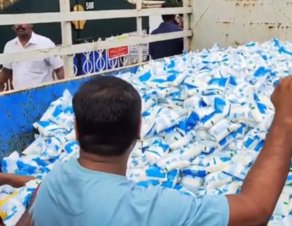 No panic buying, Milk will available for all tomorrow as well: Minister Mano thangaraj