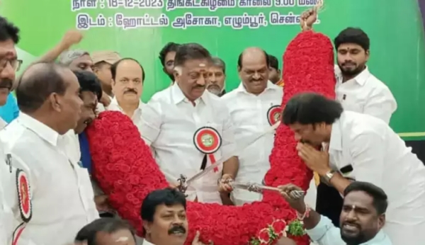 O Panneerselvam said that if I had thought, I could have joined DMK and become a minister