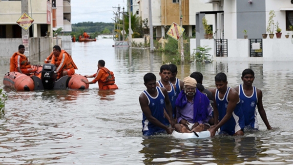Chennai flood volunteers felt bad after the selfish behaviour of some people 