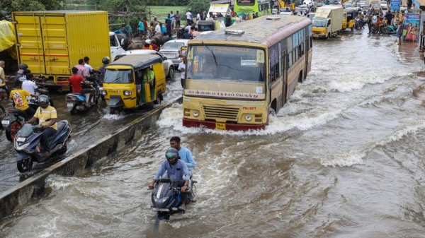  Heavy rain in Southern Districts Government bus services will also be reduced