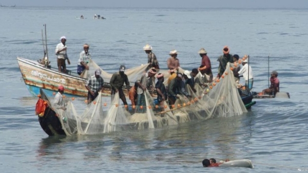 TN fishermen should not go fishing in the sea due to the hurricane 