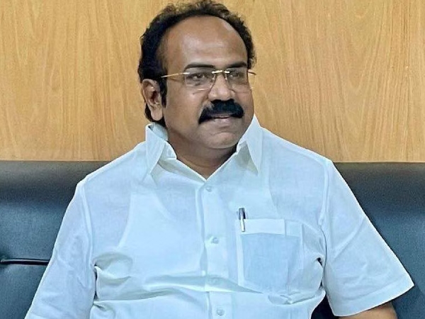 How tn government managed without power cut during chennai rains, says thangam thennarasu