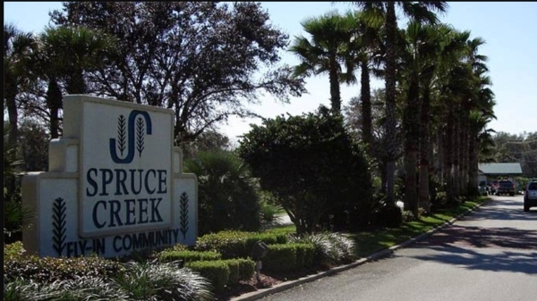  Do you know a village in America has aeroplanes in each house?