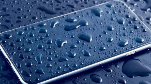  Cyclone Michaung What one need to do if mobile got wet in rain