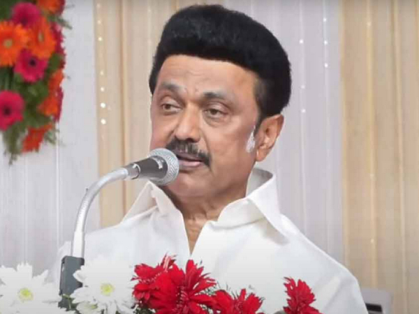  Chief Minister will not sleep until the car runs on water-logged roads, Vairamuthu