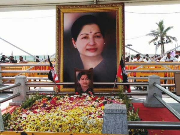 AIADMK cadres led by party leader Edappadi K Palaniswami pay respects to jeyalalitha AIADMK cadres led by party leader Edappadi K Palaniswami pay respects to jeyalalitha