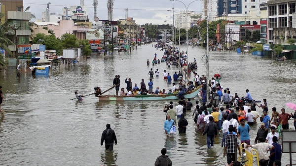  Chennai Floods 2015 ADMK govt vs 2023 DMK govt which is best in flood relief work what people says