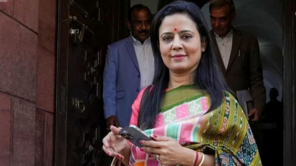 Mahua Moitra MP Disqualification: Opposition MPs walked out from Lok Sabha and protest 
