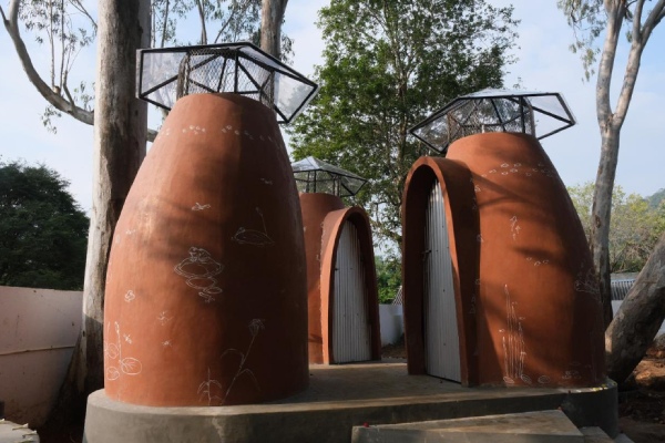 Kamal hassan wish Vishnupriya who made bio toilet in government school Kamal hassan wish Vishnupriya who made bio toilet in government school