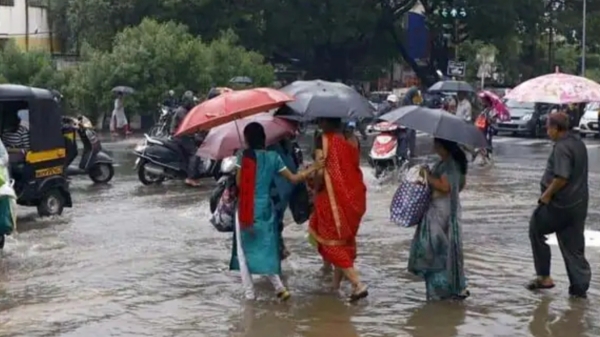 The Meteorological Department has said that there is a moderate chance of rain in Chennai today 