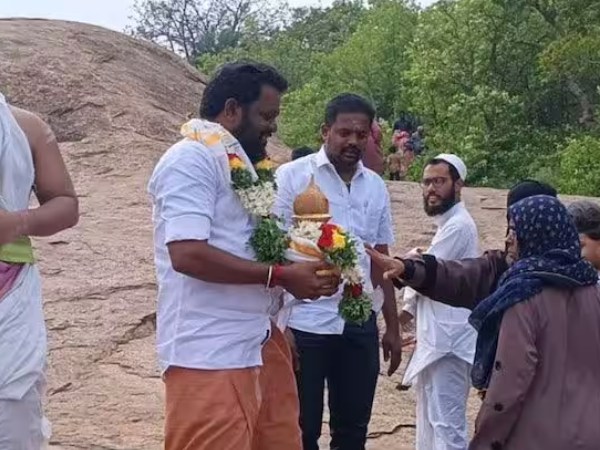 Tamil Nadu holy teertham going to Ayodhya Islamic brothers who touched and worshiped at Tiruparankundram