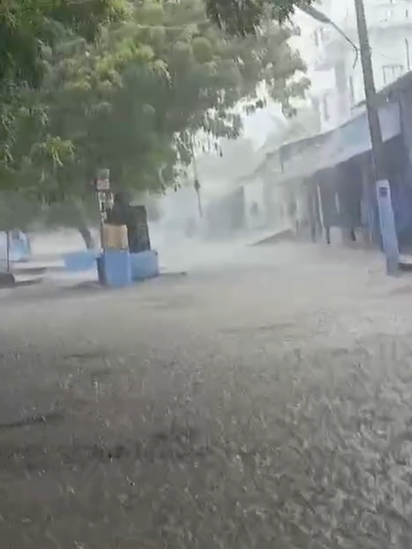  Heavy Rains lashed Kayalpattinam receives 932 mm rains in last 24 hours