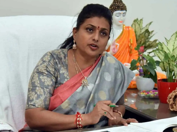 Minister Roja Selvamani critcises TN government for blaming Centre 