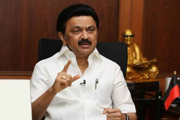 Minister Roja Selvamani critcises TN government for blaming Centre 