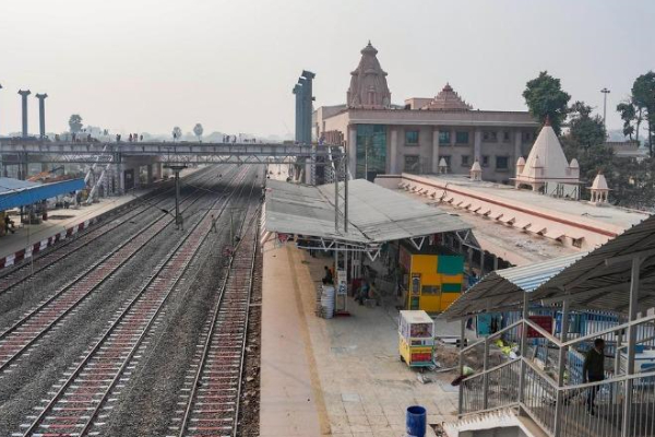  PM Modi will visit Ayodhya today to inaugurate the new airport and redeveloped railway station