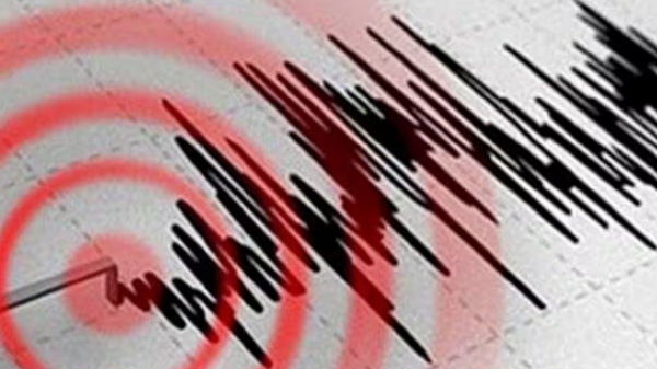 Strong Earthquake Magnitude 6.2 on the Richter Scale srikes Indonesia 