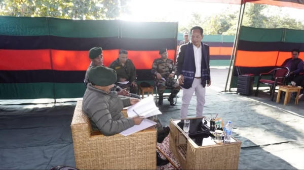 Manipur Violence: Assam Rifles chief visits Myanmar border town Moreh 