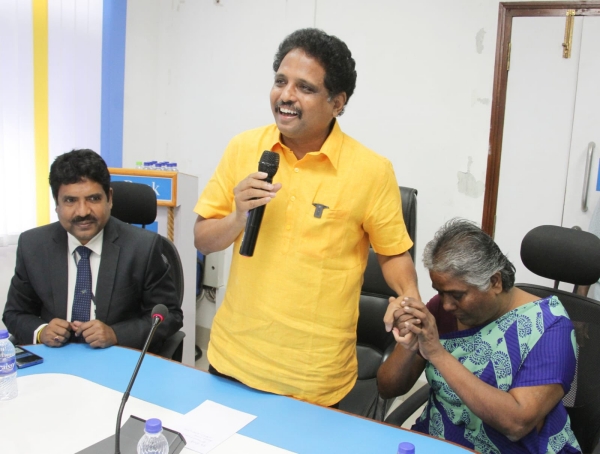 Aayi pooranam Amma has donated her 1.5 acre land worth Rs 7.50 crore to Kodikulam Government School in Madurai 