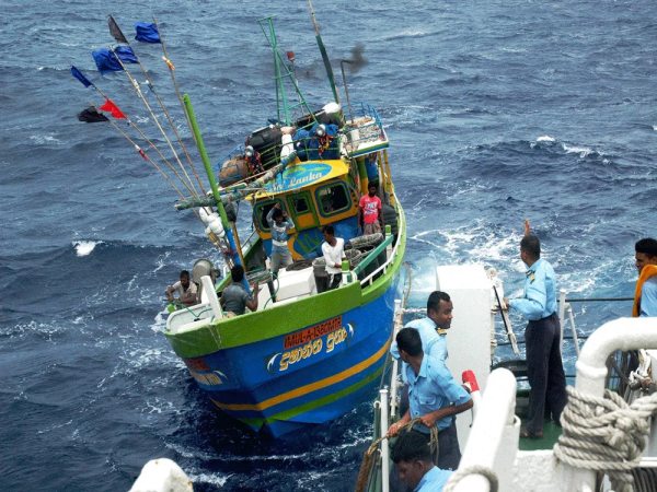 Sri Lankan Navy arrested Pudukkottai 32 fishermen from Tamil Nadu 