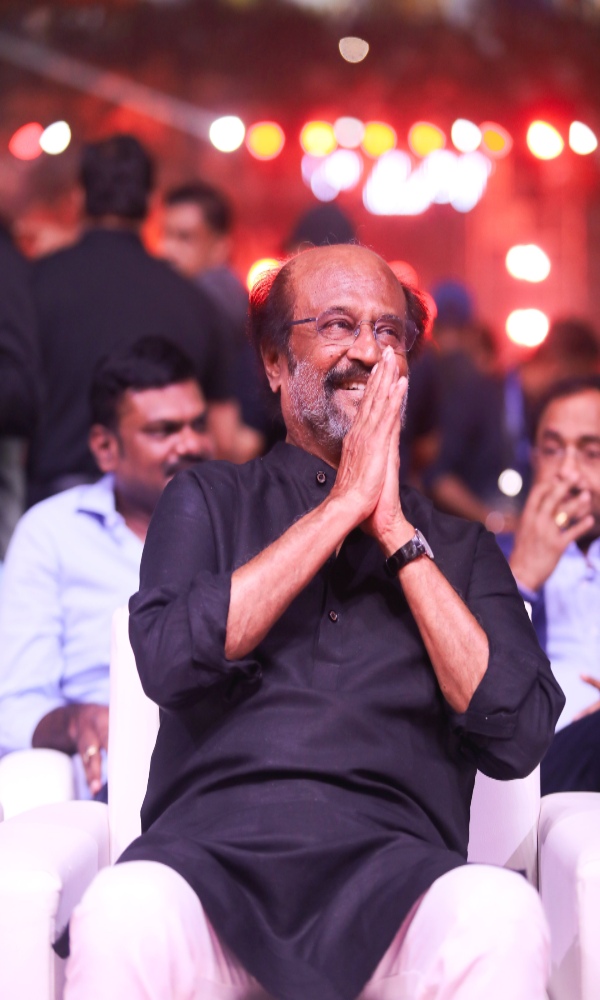 Is Rajinikanth sanghi, or not? What is the truth? Is Rajinikanth sanghi, or not? What is the truth?