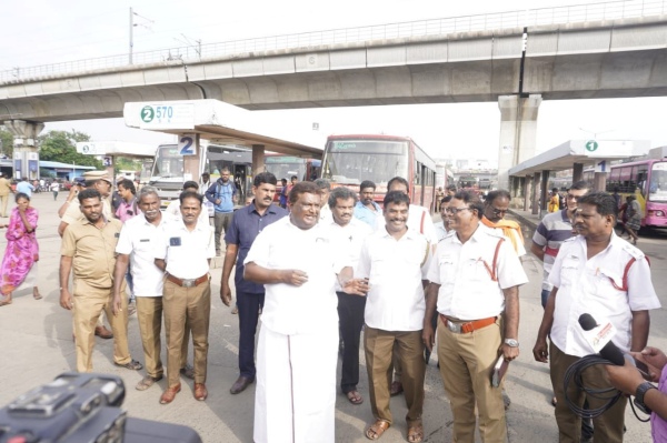 Jayalalitha to Stalin; Who is responsible for the strike of transport workers?