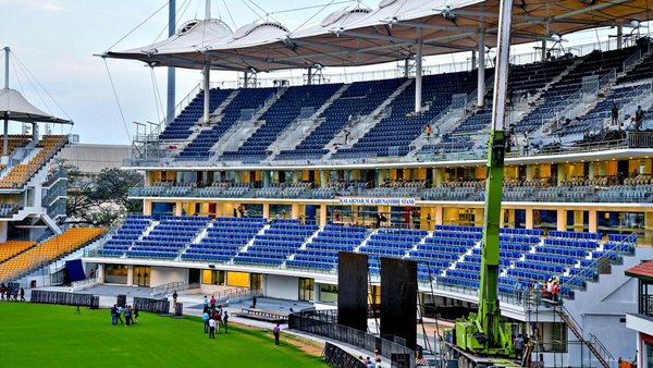 Wife arrested in Chennai Chepakkam cricket ground case of guard murder 