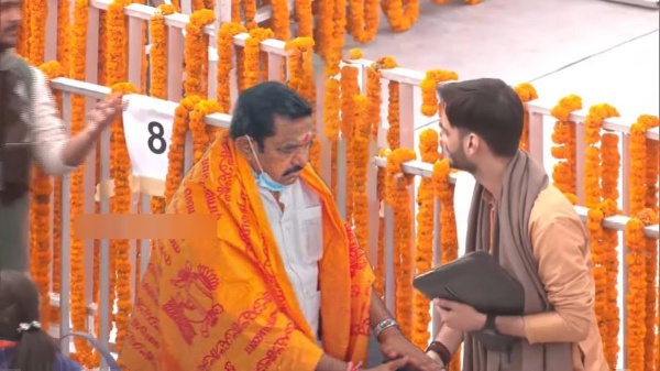 Did Edappadi palanisamy visited ayodhya ram temple today? 