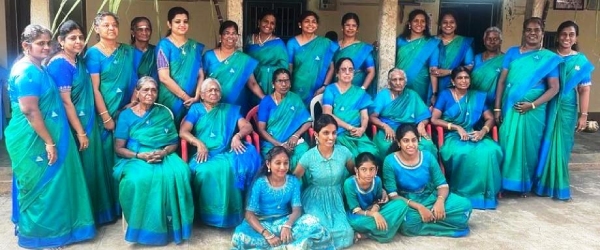  Traditional Pongal Festival at One House 27 Family Relations 75 People Gathered in Sivagangai