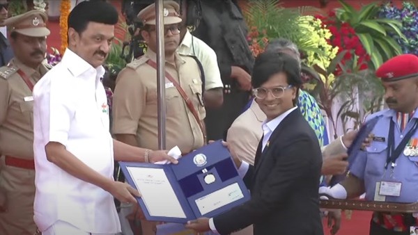 lets see the details of who and what awards were given on the Republic Day in Tamil Nadu lets see the details of who and what awards were given on the Republic Day in Tamil Nadu